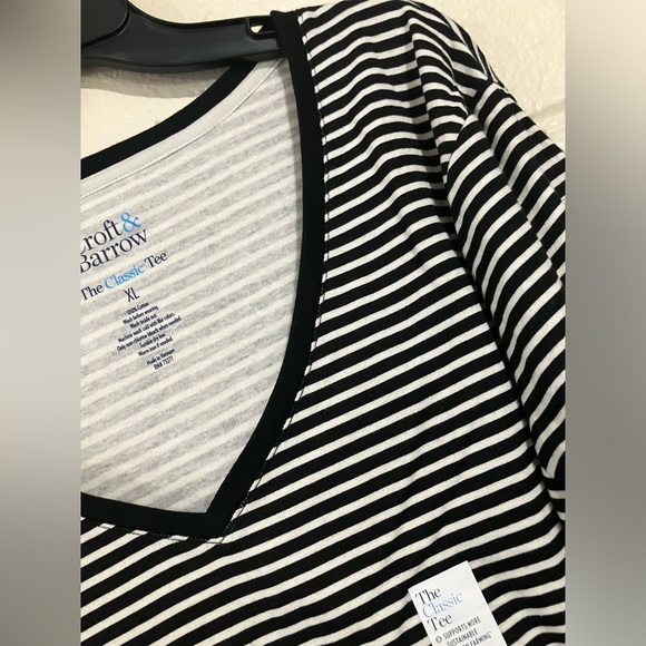 Croft & Barrow Classic Long Sleeve T-Shirt for Women Sz XL black & white stripes - Picture 4 of 7